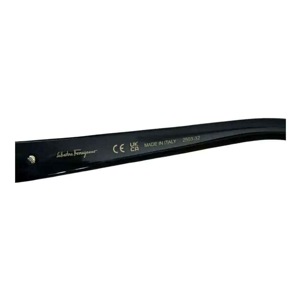 Salvatore Ferragamo hardware previous